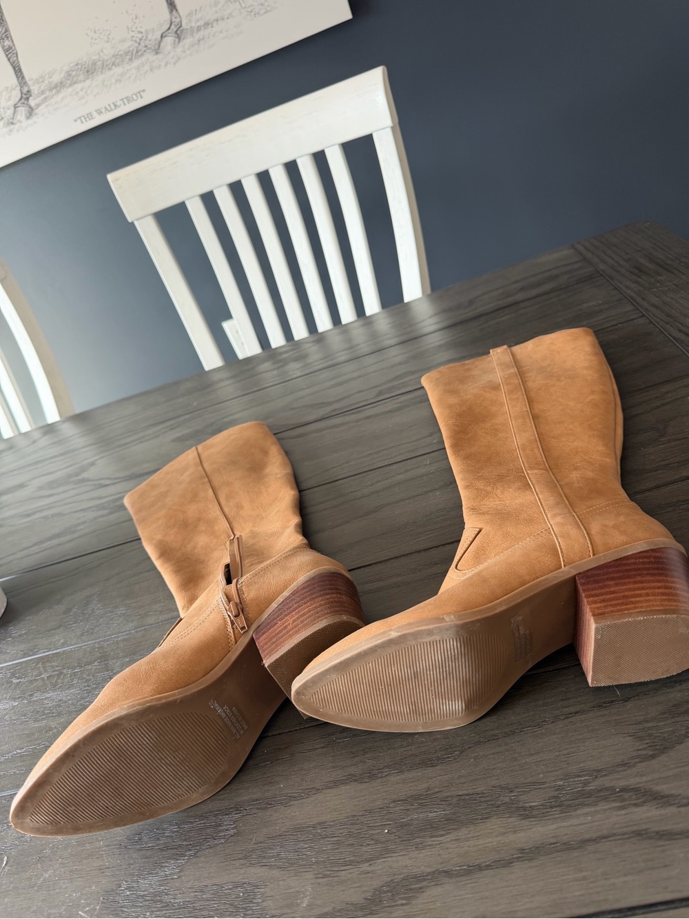 Dolce Vita Classic Tan Knee-High Women's Boots size 8 - Picture 3 of 3